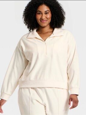 Women's Velour Ribbed 1/2 Zip Sweatshirt - All In Motion